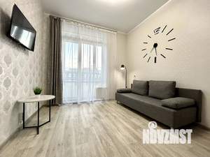 1-к квартира, посуточно, 42м2, 7/7 этаж