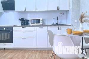 1-к квартира, посуточно, 49м2, 5/18 этаж