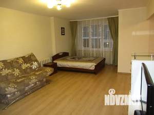 1-к квартира, посуточно, 47м2, 2/18 этаж