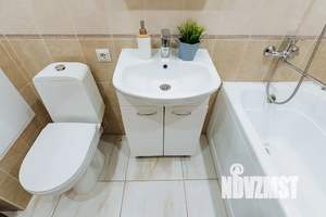 1-к квартира, посуточно, 37м2, 6/25 этаж