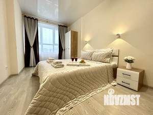 2-к квартира, посуточно, 62м2, 20/25 этаж