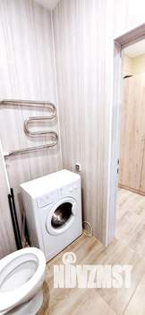 1-к квартира, посуточно, 40м2, 19/19 этаж