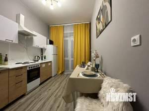 1-к квартира, посуточно, 40м2, 17/19 этаж