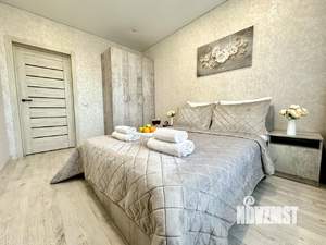 2-к квартира, посуточно, 50м2, 1/1 этаж