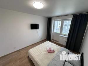 1-к квартира, посуточно, 37м2, 3/10 этаж