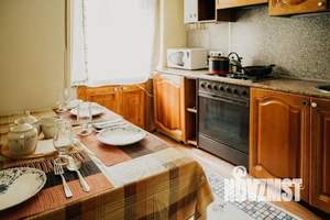 2-к квартира, посуточно, 60м2, 1/1 этаж