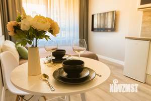 Студия квартира, посуточно, 23м2, 10/21 этаж