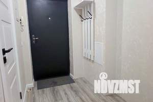 1-к квартира, посуточно, 40м2, 7/24 этаж