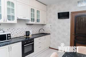 1-к квартира, посуточно, 35м2, 13/16 этаж