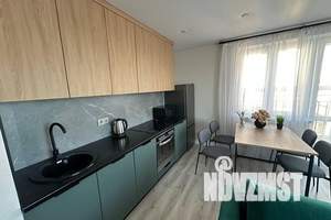 1-к квартира, посуточно, 40м2, 15/27 этаж