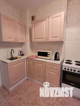 Студия квартира, посуточно, 43м2, 11/20 этаж