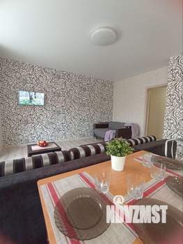 2-к квартира, посуточно, 55м2, 1/1 этаж