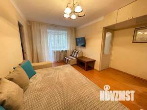 2-к квартира, посуточно, 42м2, 2/5 этаж