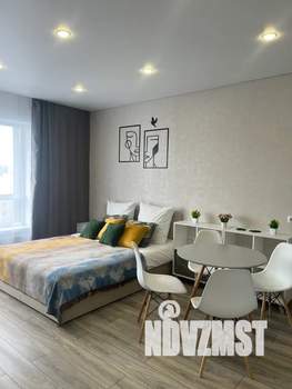 Студия квартира, посуточно, 32м2, 12/32 этаж