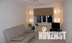 1-к квартира, посуточно, 40м2, 7/19 этаж