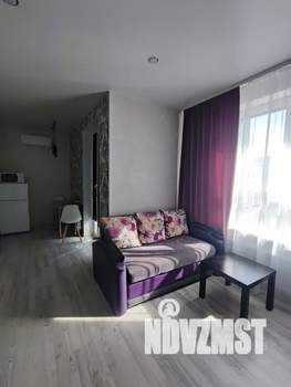 Студия квартира, посуточно, 36м2, 17/25 этаж