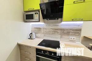 1-к квартира, посуточно, 42м2, 2/10 этаж