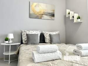 Студия квартира, посуточно, 36м2, 13/25 этаж