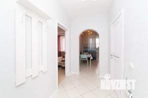 1-к квартира, посуточно, 43м2, 1/1 этаж