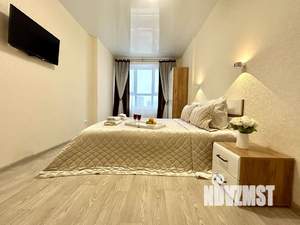 2-к квартира, посуточно, 62м2, 20/25 этаж