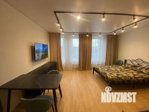 1-к квартира, посуточно, 37м2, 5/33 этаж