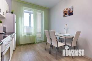 1-к квартира, посуточно, 43м2, 1/1 этаж