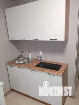 Студия квартира, посуточно, 14м2, 1/9 этаж