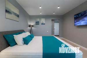 1-к квартира, посуточно, 40м2, 15/21 этаж