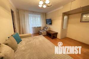 2-к квартира, посуточно, 42м2, 2/5 этаж