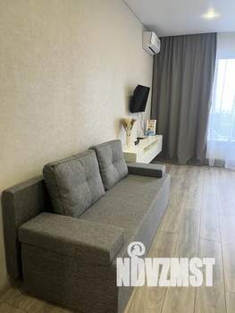 Студия квартира, посуточно, 32м2, 12/32 этаж