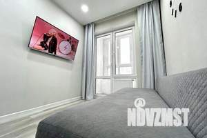 2-к квартира, посуточно, 44м2, 18/25 этаж