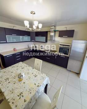 3-к квартира, на длительный срок, 112м2, 6/10 этаж