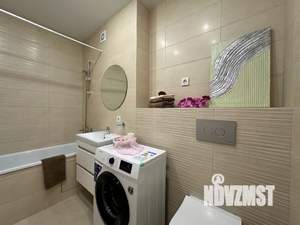 1-к квартира, посуточно, 38м2, 8/33 этаж