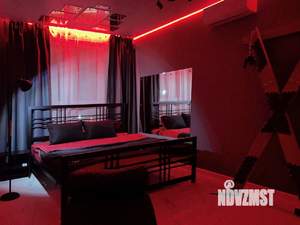 Студия квартира, посуточно, 36м2, 21/24 этаж