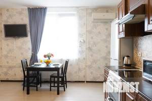 2-к квартира, посуточно, 42м2, 23/25 этаж