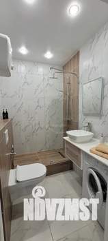 Студия квартира, посуточно, 35м2, 12/24 этаж