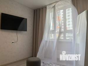 1-к квартира, посуточно, 35м2, 2/24 этаж