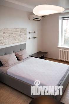 1-к квартира, посуточно, 39м2, 11/18 этаж