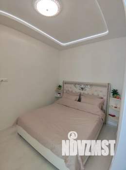 1-к квартира, посуточно, 32м2, 18/18 этаж