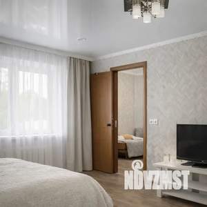 2-к квартира, посуточно, 42м2, 4/5 этаж