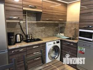 3-к квартира, посуточно, 87м2, 3/9 этаж