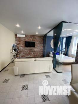 Студия квартира, посуточно, 45м2, 13/25 этаж