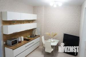 Студия квартира, посуточно, 37м2, 2/14 этаж