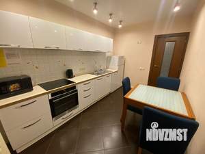 1-к квартира, посуточно, 45м2, 6/12 этаж