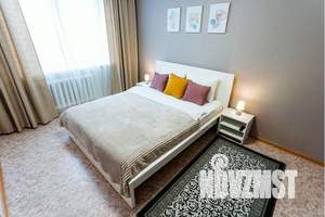 1-к квартира, посуточно, 36м2, 9/16 этаж