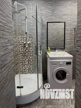 Студия квартира, посуточно, 32м2, 2/18 этаж