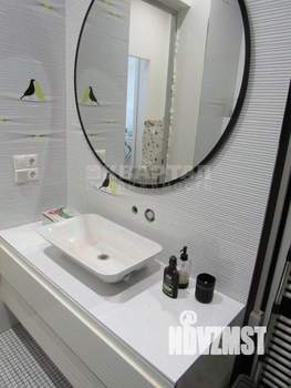 4-к квартира, вторичка, 140м2, 1/3 этаж