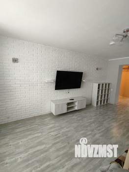 2-к квартира, вторичка, 58м2, 1/6 этаж
