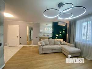 2-к квартира, вторичка, 57м2, 9/18 этаж