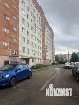 2-к квартира, вторичка, 52м2, 1/9 этаж